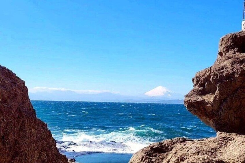 Private Day Tour Kamakura, Shonan Coast and Enoshima from Tokyo 3