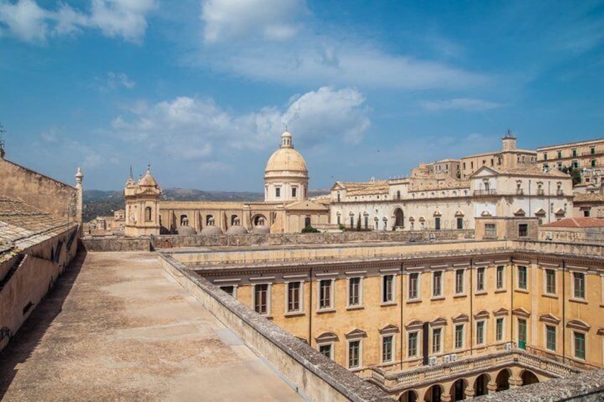 Da Siracusa tour a piedi di Noto con degustazione gastronomica 1