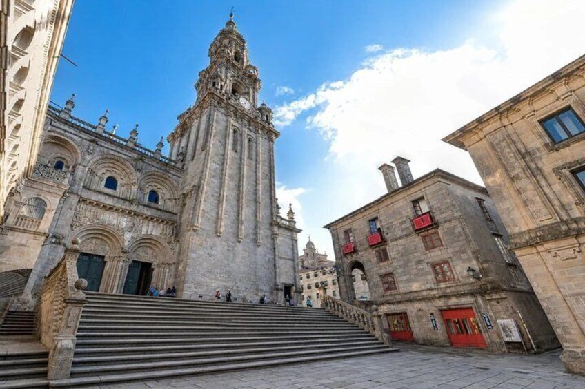 Self Guided Walking Tour to Santiago de Compostela with Quiz 5