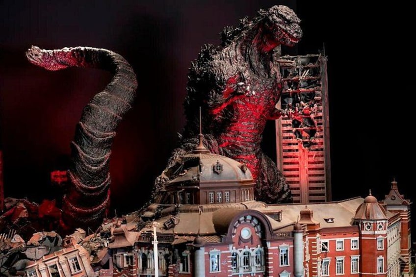 The world's first permanent "Godzilla Museum". 5