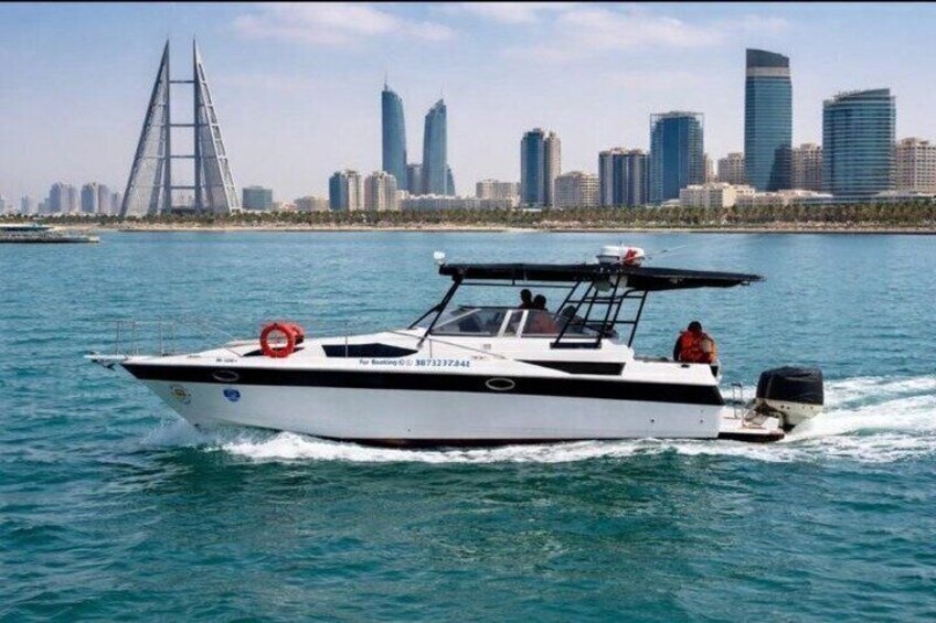 City View Yacht Lounge Experience and Boat tours in Bahrain 1