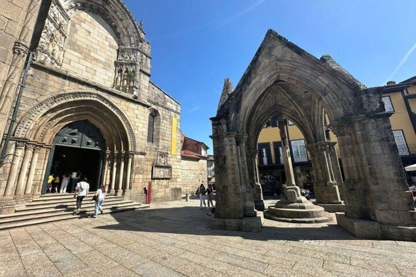 Braga and Guimarães Religious and Historical Heritage Tour 3