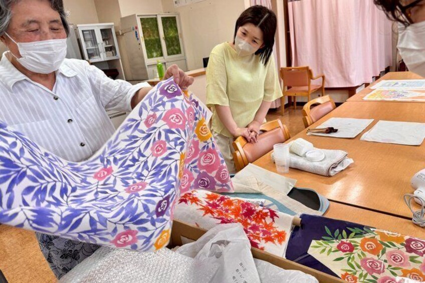 Private Katazome Dyeing Workshop near Mt. Fuji with Lunch 3