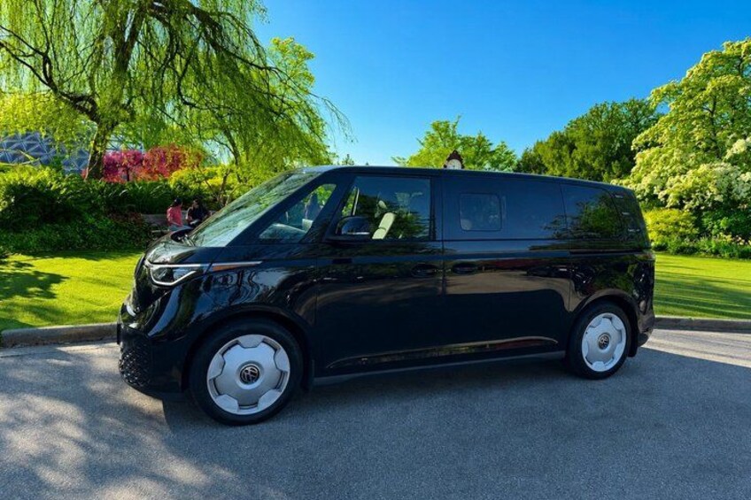 Pre or Post Cruise Private Van City Tour with Airport Transfer 5