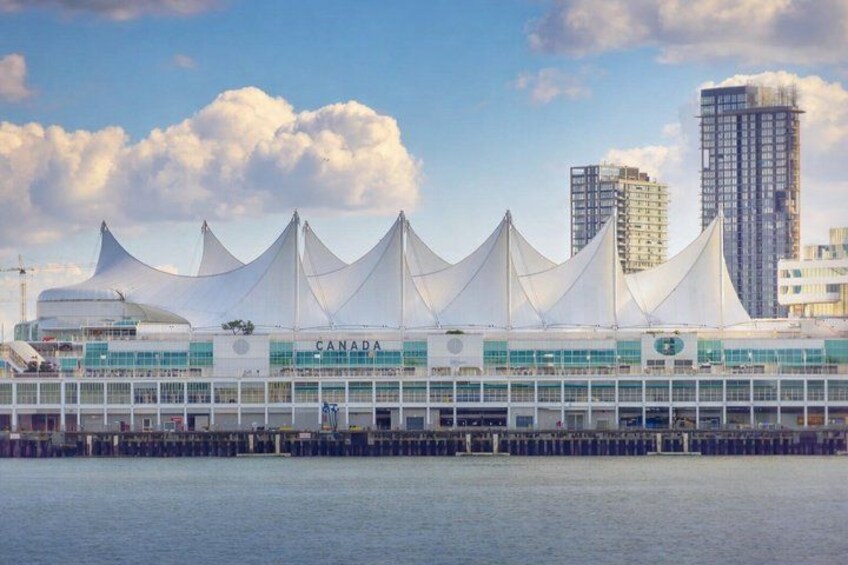 Pre or Post Cruise Private Van City Tour with Airport Transfer 4