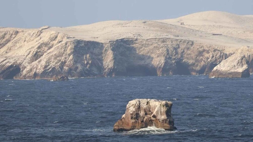 Private tour to the San Gallán Islands on a Premium slider and the Candelabro 1