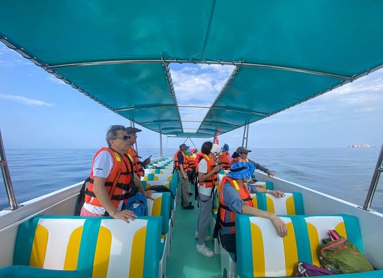 Picture 3 for Activity Private tour to the San Gallán Islands on a Premium slider and the Candelabro 5