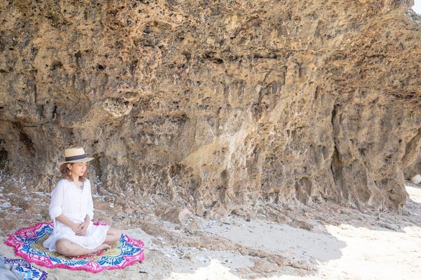 Morning Beach Meditation and Pitaya Bowl Experience 1