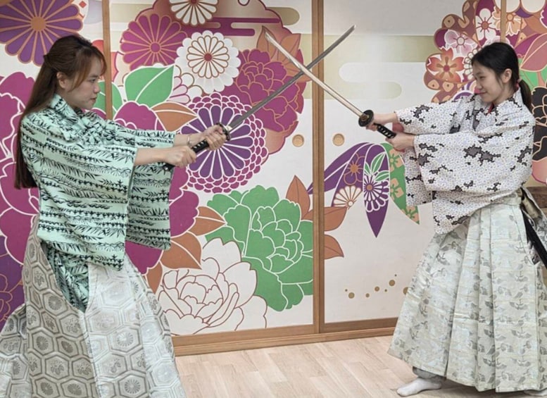 Picture 9 for Activity Tokyo: Samurai Swordsmanship Private Lesson with Certificate 2