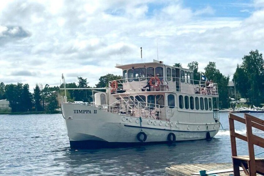Lake Saimaa Sightseeing Cruise with a Local Family Company 1