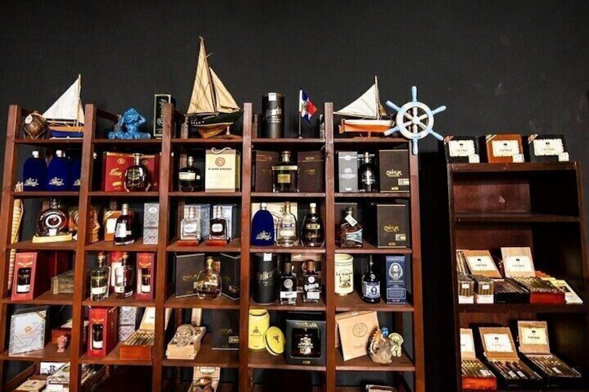 Punta Cana Shopping Tour with Dominican Products and Souvenirs 4