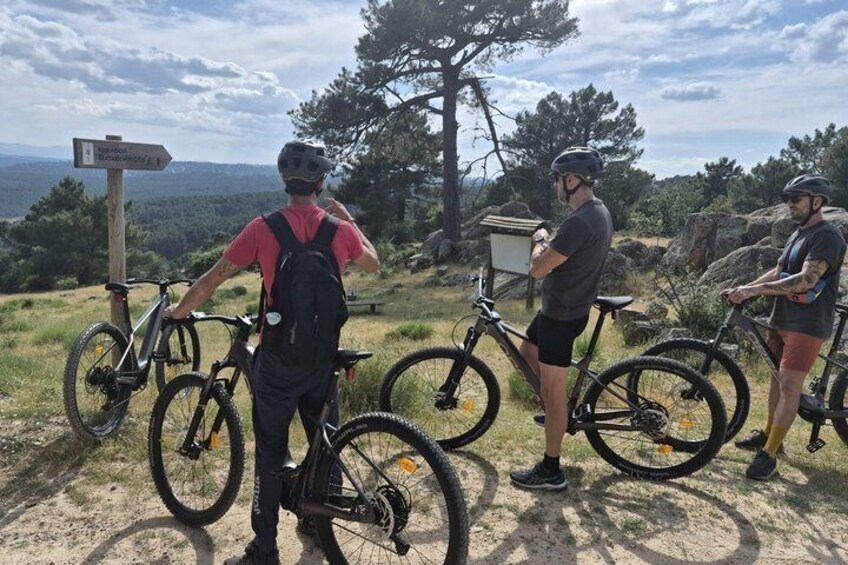 Las Navas del Marqués Panoramic E-Bike Route 5