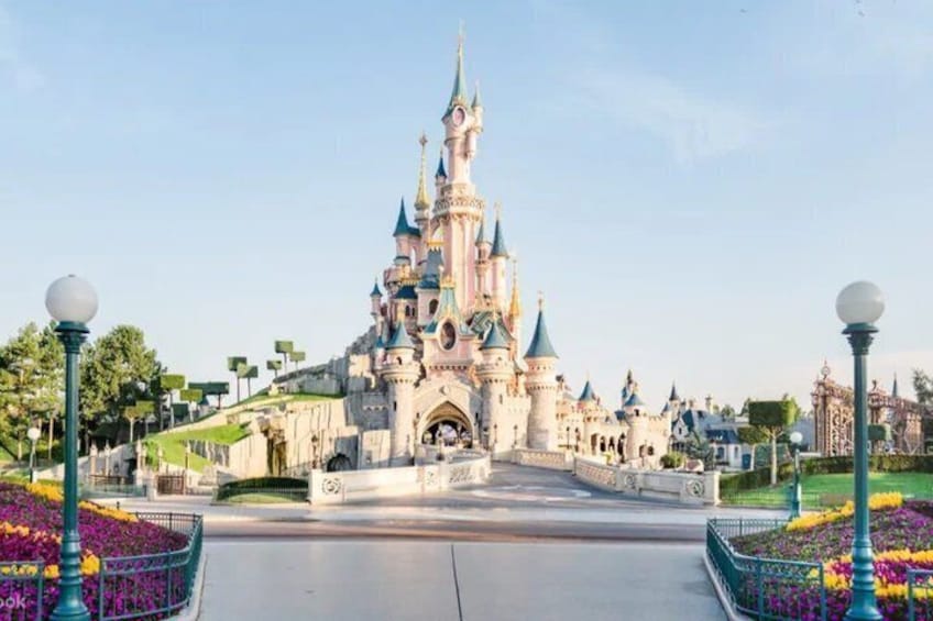Disneyland Paris Theme Park Ticket with Round Trip Train Transfer 1