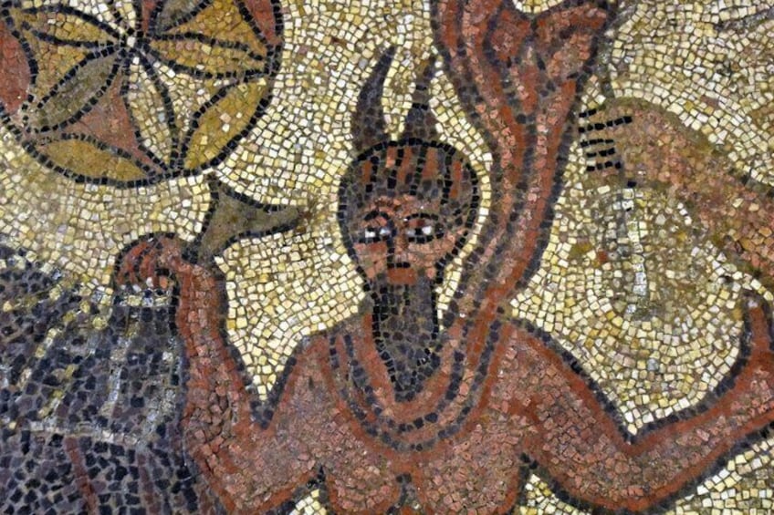 The Myths of the Museum 5