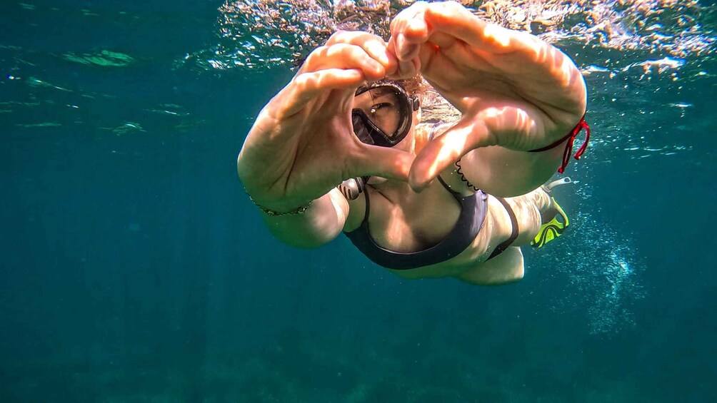Malta: Private Snorkeling Tour with Photos 1