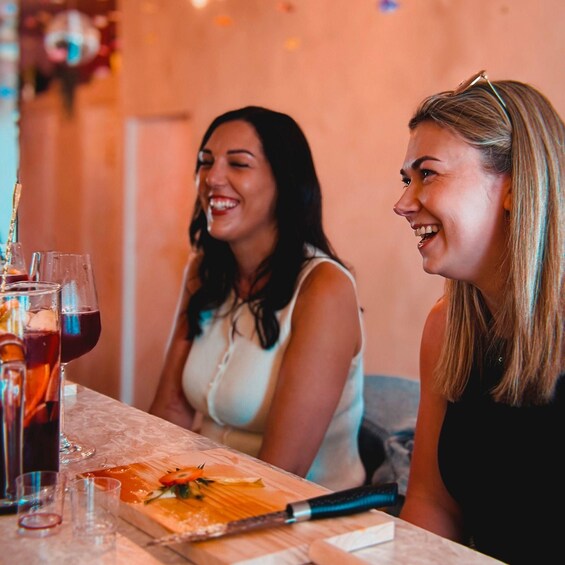 Sangria-Making Class with Tasting in Cala d’Ors No1 bar 1