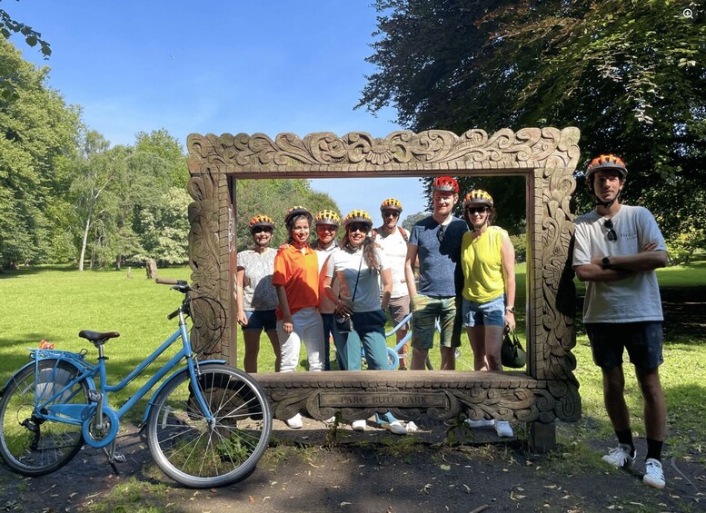 Cardiff: Guided Cycle Tour of City Centre, Parks and Bay 1