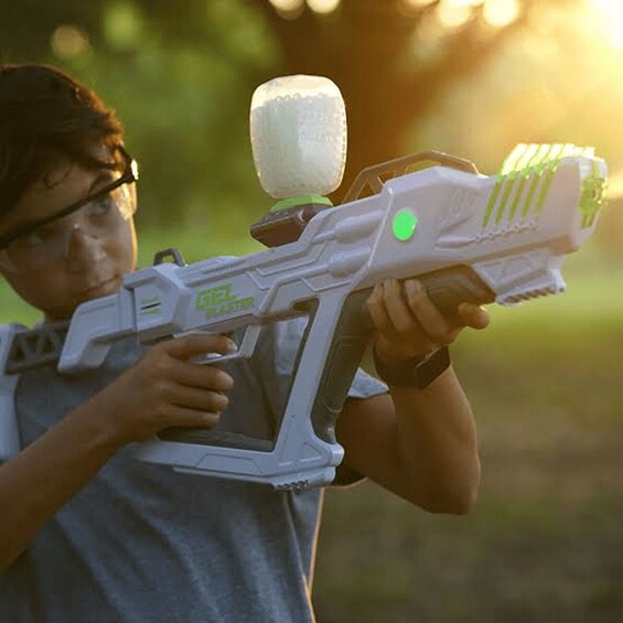 Picture 3 for Activity Horst: Fortnite-Inspired Battle Royale Experience 2