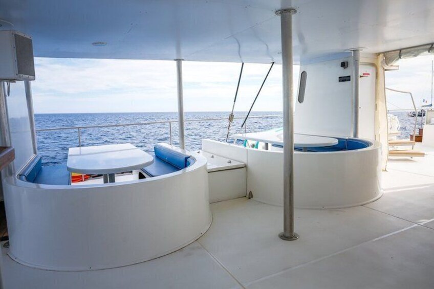 Carved Cova and motor catamaran bath from Denia 3