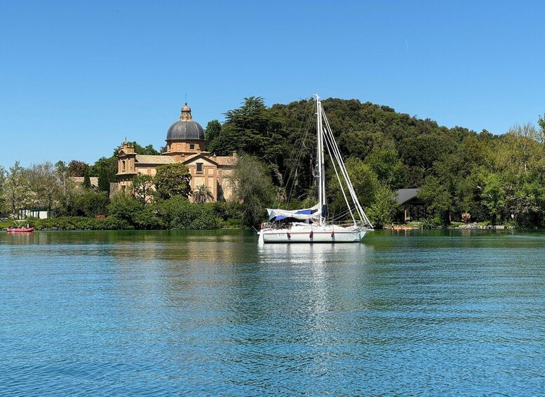 Picture 3 for Activity Lake Bolsena: Islands Dinghy Tour with Swimming & Snorkeling 1
