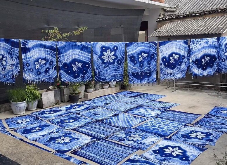Picture 3 for Activity From Kunming: Dali 2-Day Cultural & Tie-Dye Private Tour 3