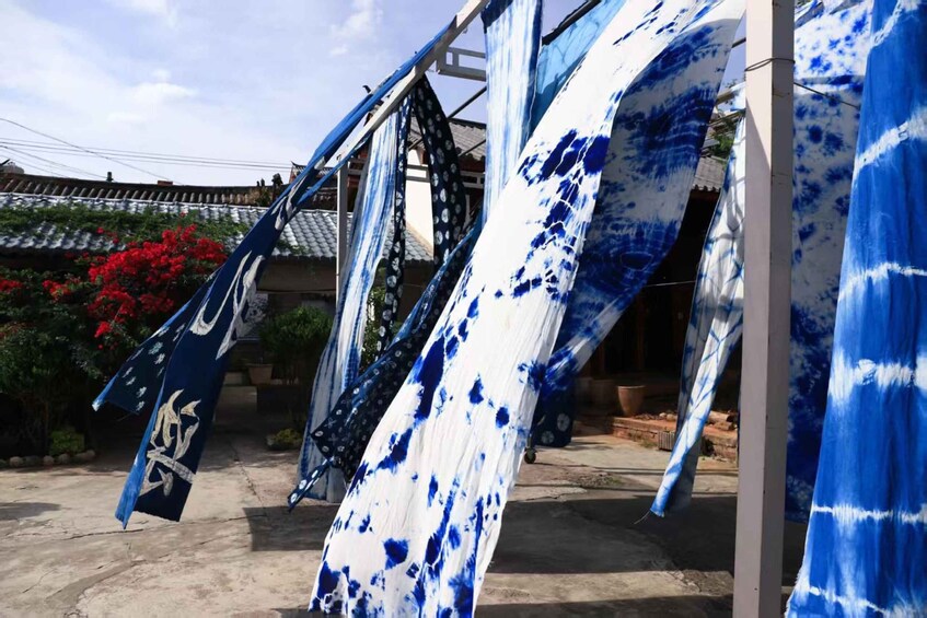 Picture 11 for Activity From Kunming: Dali 2-Day Cultural & Tie-Dye Private Tour 5