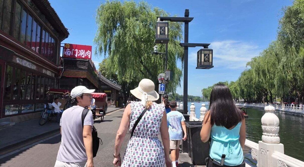 Picture 5 for Activity Beijing: Hutong Tour by Rickshaw & Family Visit 2