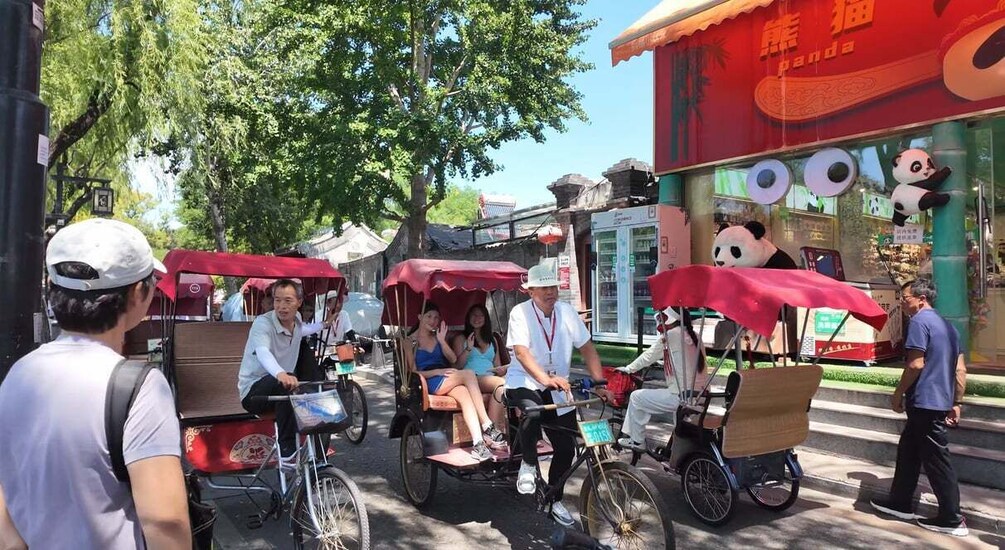 Picture 11 for Activity Beijing: Hutong Tour by Rickshaw & Family Visit 5