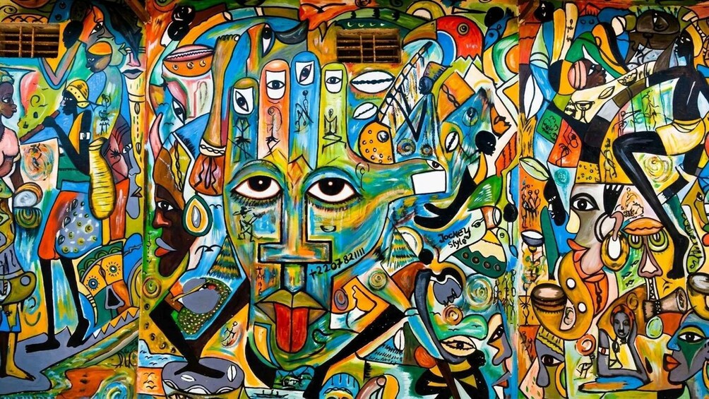 Picture 2 for Activity Nairobi Street Art & Graffiti Tour 3