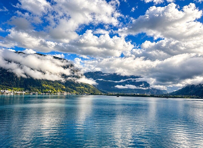Picture 4 for Activity Lake Lucerne Grand Journey: Private Boat & Scenic Return 2