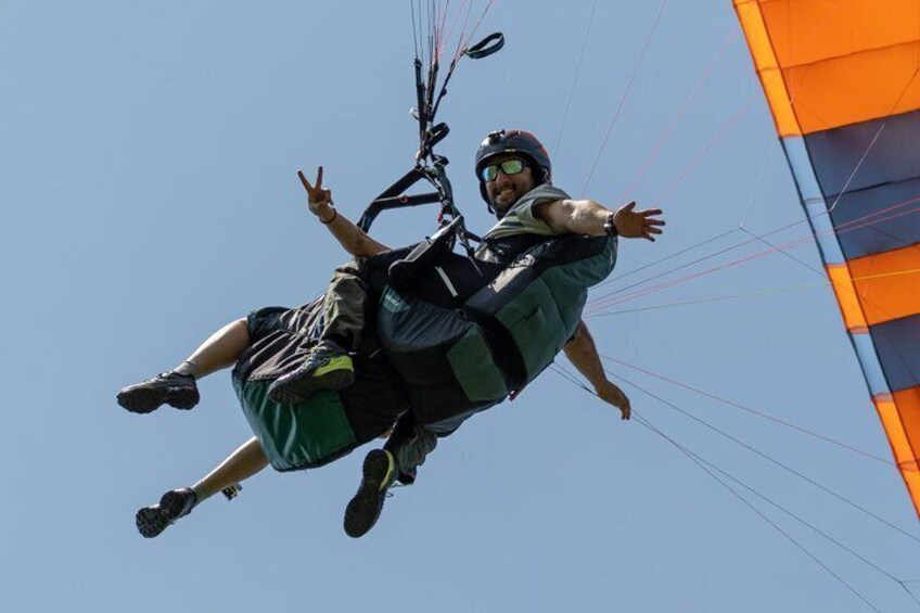 Tandem Paragliding Flight over Gudauri with Photos & Video 1