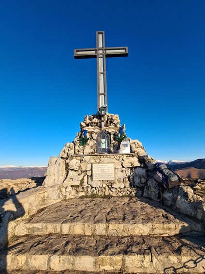 Lake Como: Guided Hike to Monte Bolettone with Guide 1