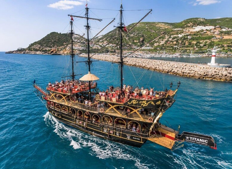 Picture 16 for Activity Alanya: Pirate Boat Trip, Lunch, and Swimming Breaks 5