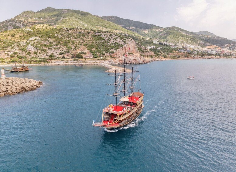 Picture 10 for Activity Alanya: Sunset Dinner Cruise with Hotel Pickup 1