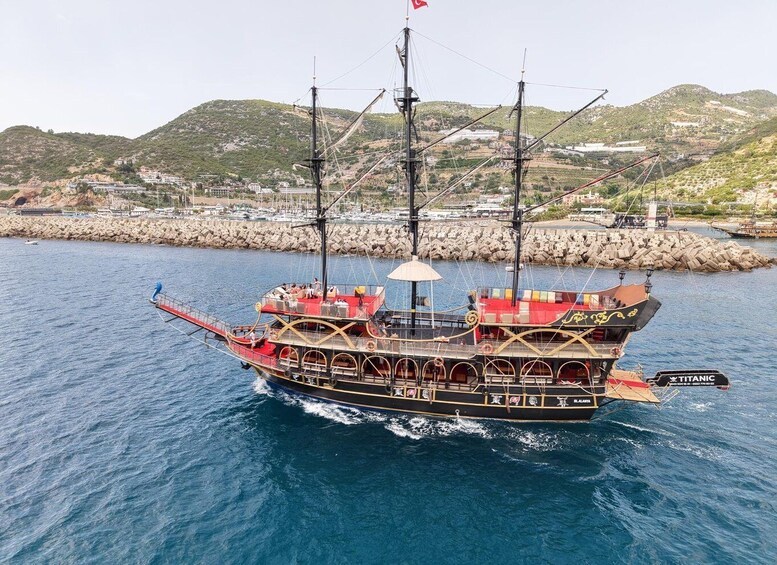 Picture 9 for Activity Alanya: Sunset Dinner Cruise with Hotel Pickup 5