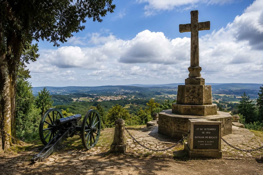 Picture 2 for Activity Porto-Bucaco: Private Buçaco Battlefield Tour with Picnic 2