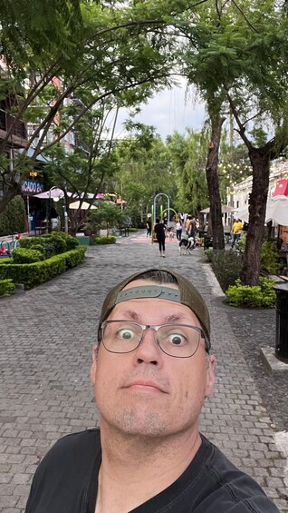 Picture 2 for Activity Guatemala City: Food Tour Zone 4 - Dinner Date Experience 2