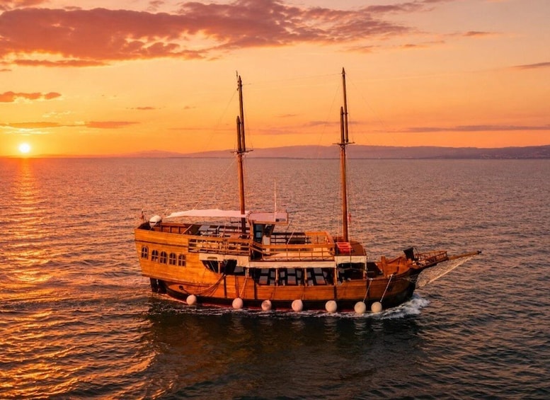 Portorož: Golden Hour Cruise with Sparkling Wine 1