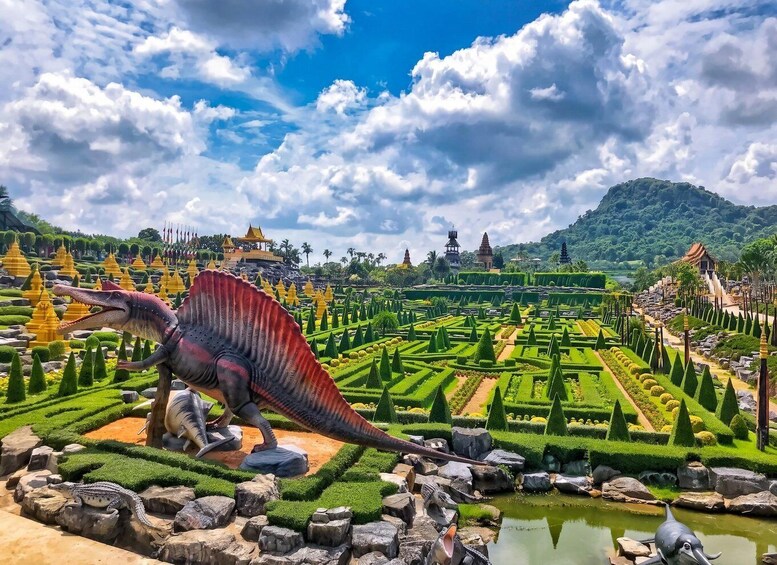 Private Nong Nooch Garden Tour: Lunch, shows & Dinosaurs 1