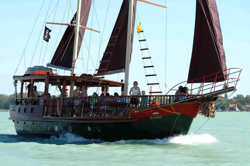 Picture 2 for Activity Lake Balaton: 1-Hour Sightseeing Cruise from Siófok 4
