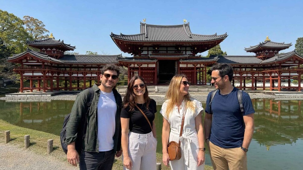 Uji: Tea Town, Byodoin & Riverside Private Photo Walk 1