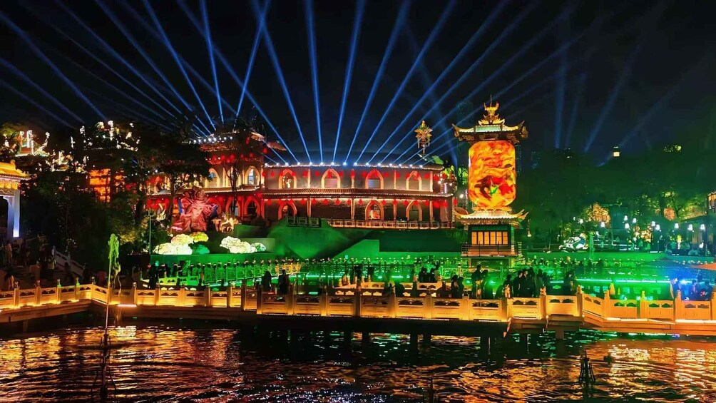 Picture 2 for Activity Zhengzhou : A Day Trip to Millennium City Park & Kaifeng Fu 2