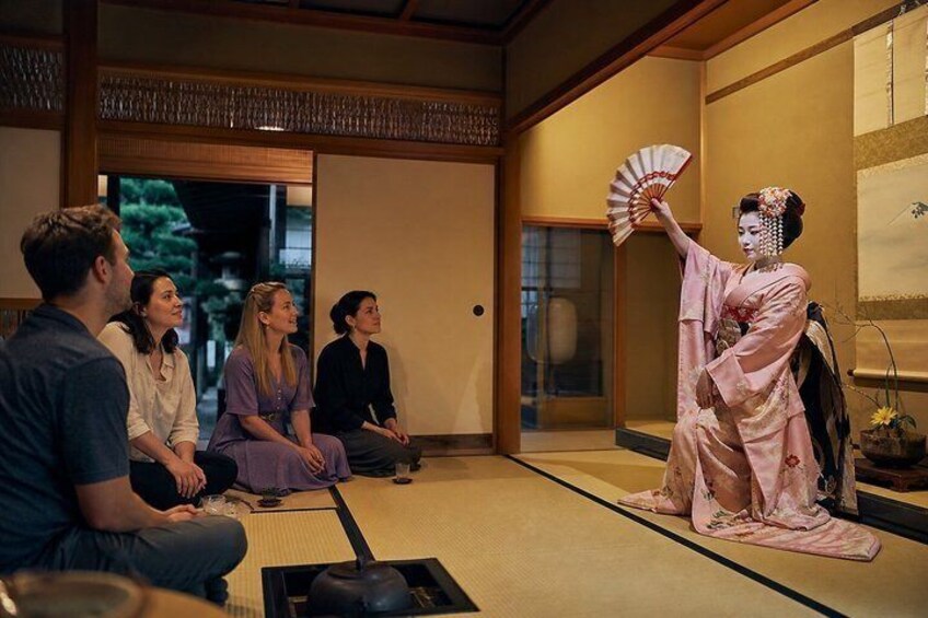 Fukuoka Special Japanese Tea Ceremony with Maiko 5