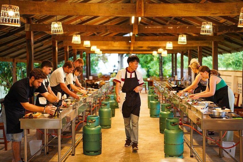 Authentic Thai Cooking Masterclass with Local Market Walk 4