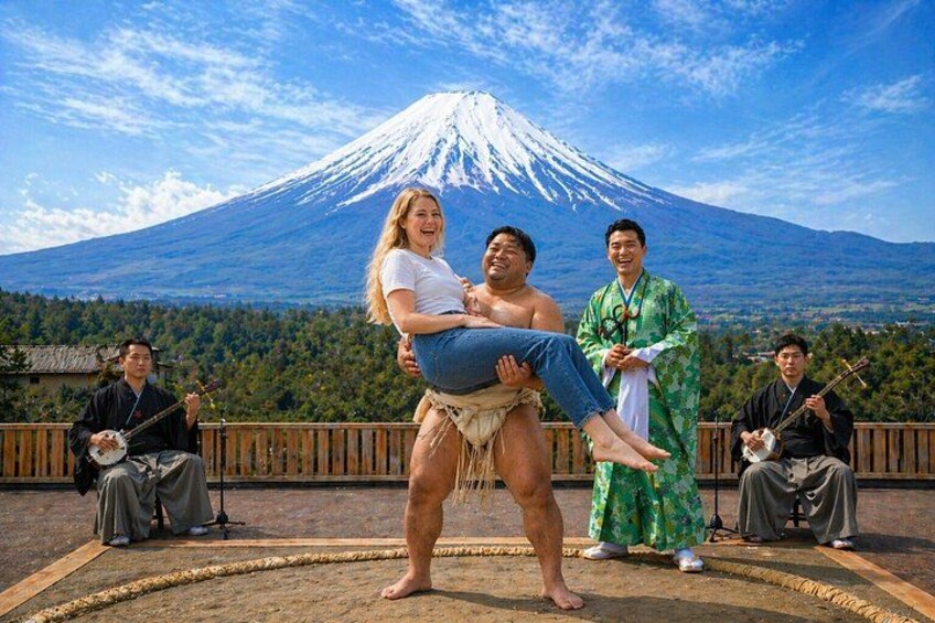 Mount Fuji Sumo Show Entry Ticket at Lake Yamanaka 5