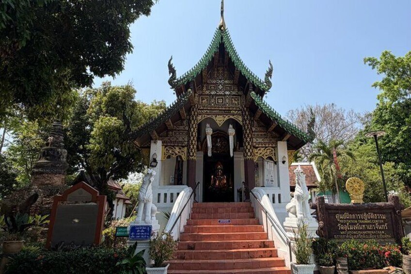 4 Hours Private Walking Temples Tour 4