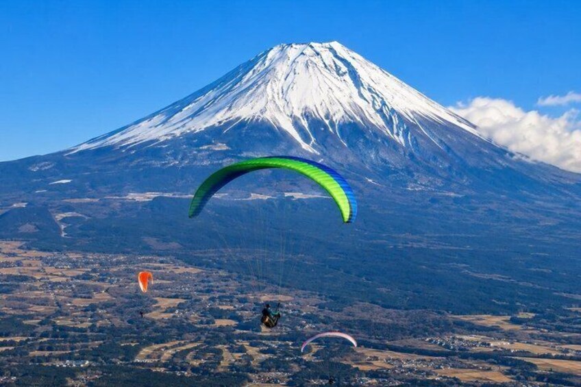 Tokyo: Mount Fuji Paragliding Experience With English Instructor 1