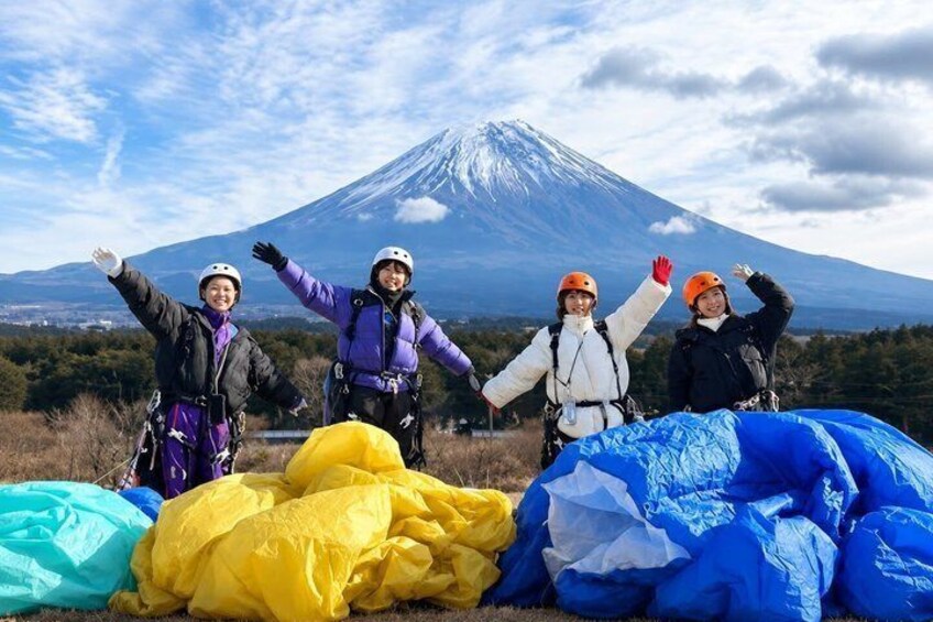 Tokyo: Mount Fuji Paragliding Experience With English Instructor 4