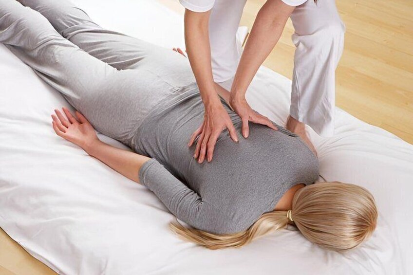Japanese Shiatsu Manual Therapy and Full Body Energy Balance 2