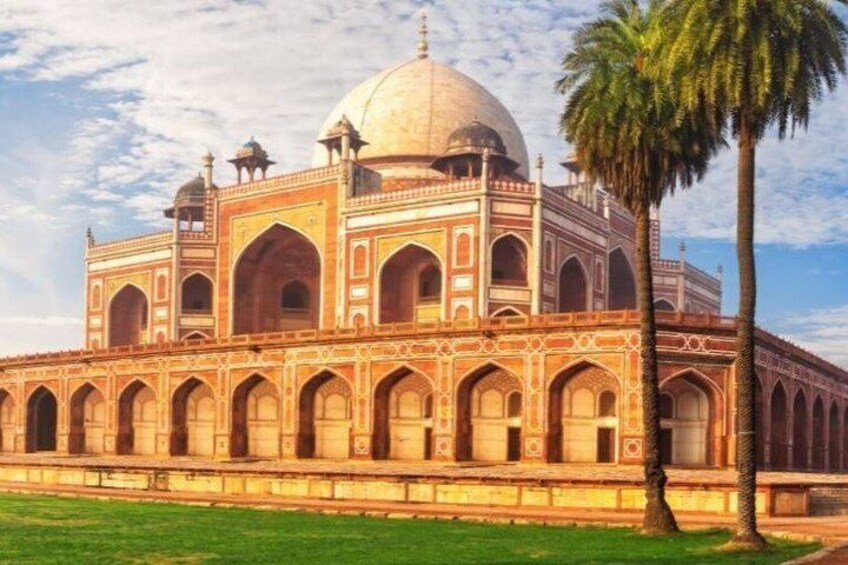Explore New Delhi's Wonders on Private Tour 2